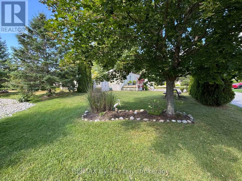 15 Huron Circle — photo 5 of 27