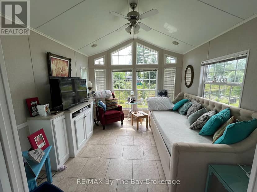 15 Kenora Trail — photo 12 of 40