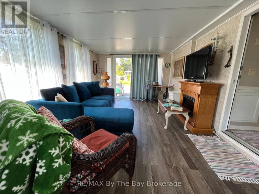15 Kenora Trail — photo 21 of 40