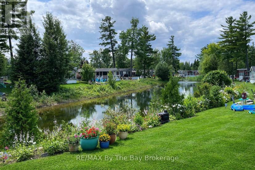 15 Kenora Trail — photo 3 of 40