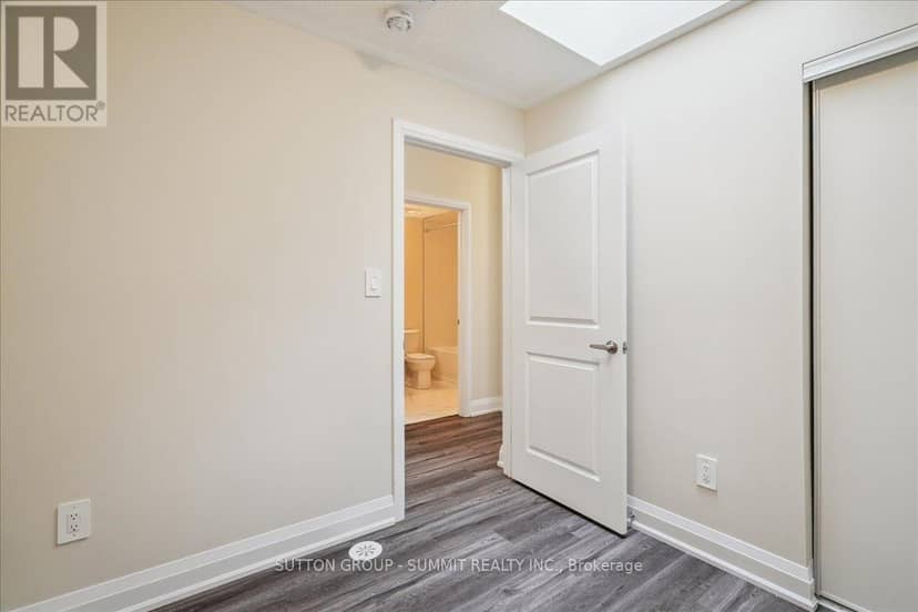 105 - 1593 Rose Way — photo 20 of 35