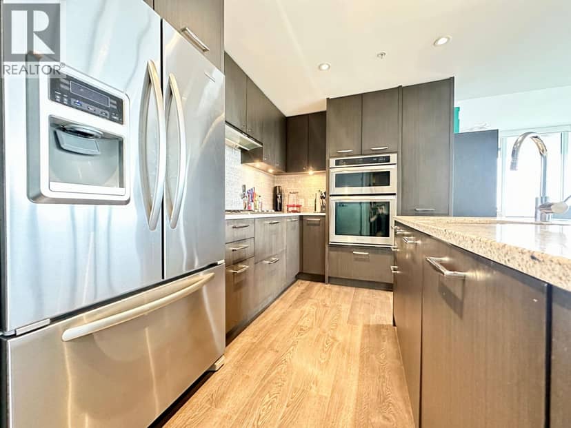 1006 150 W 15TH STREET, Vancouver, photo 8