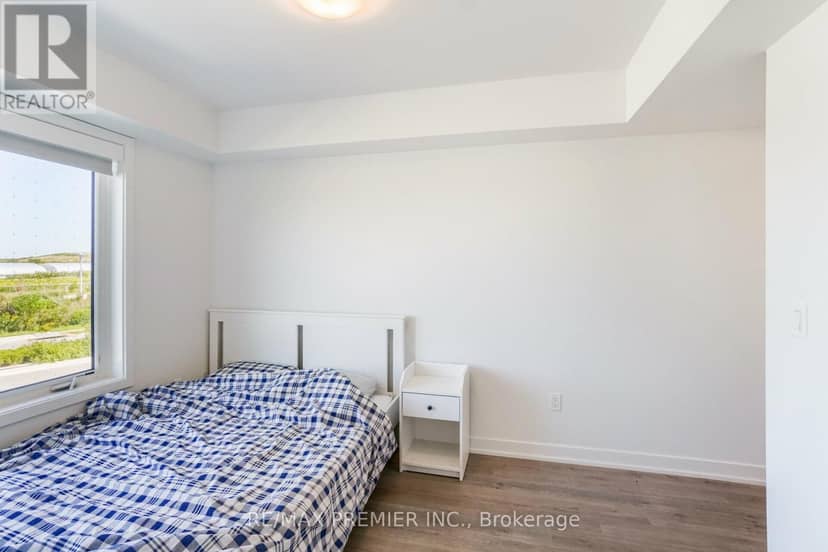 116 - 155 Downsview Park Boulevard — photo 18 of 30