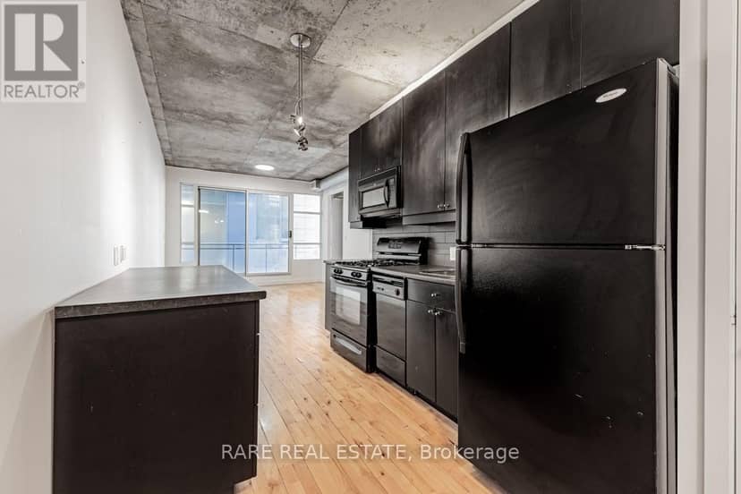 302 - 42 Camden Street — photo 10 of 28