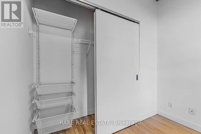 302 - 42 Camden Street — photo 20 of 28