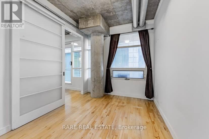 302 - 42 Camden Street — photo 18 of 28