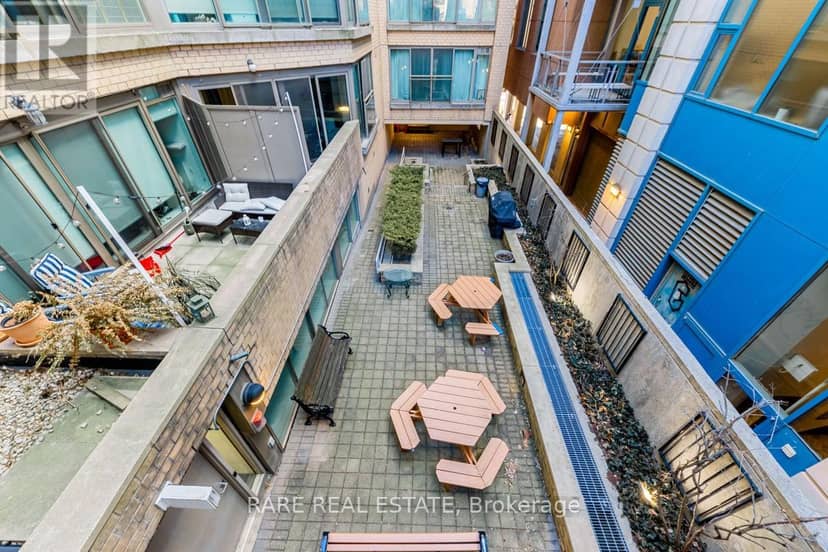 302 - 42 Camden Street — photo 25 of 28