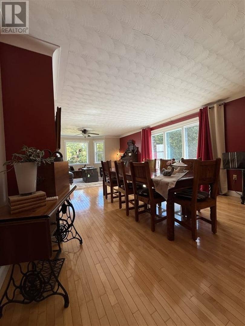 446 Fox River Road — photo 13 of 40