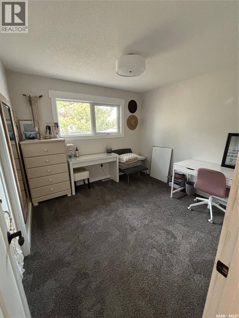 845 Prospect AVENUE — photo 11 of 17