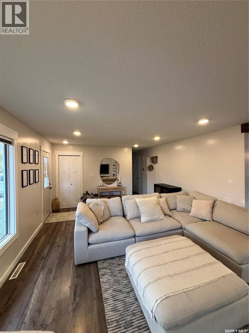 845 Prospect AVENUE, Oxbow, photo 6