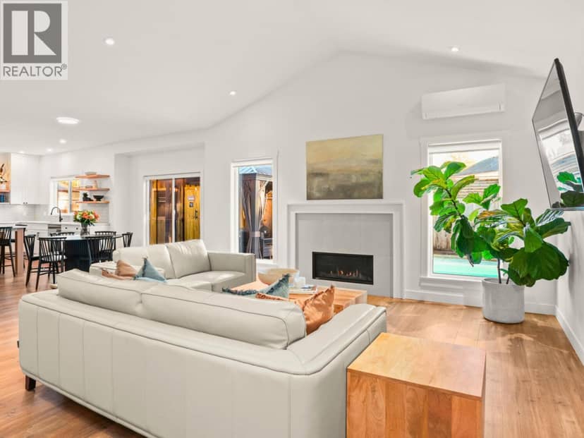 510 JORDAN WAY, Gibsons, photo 6