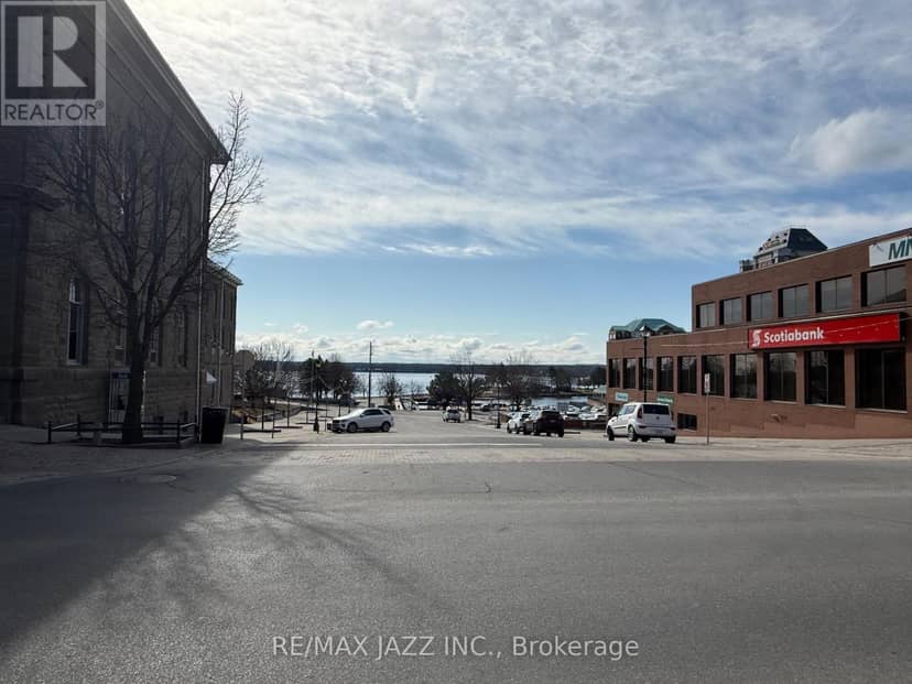 2 King Street W — photo 5 of 10
