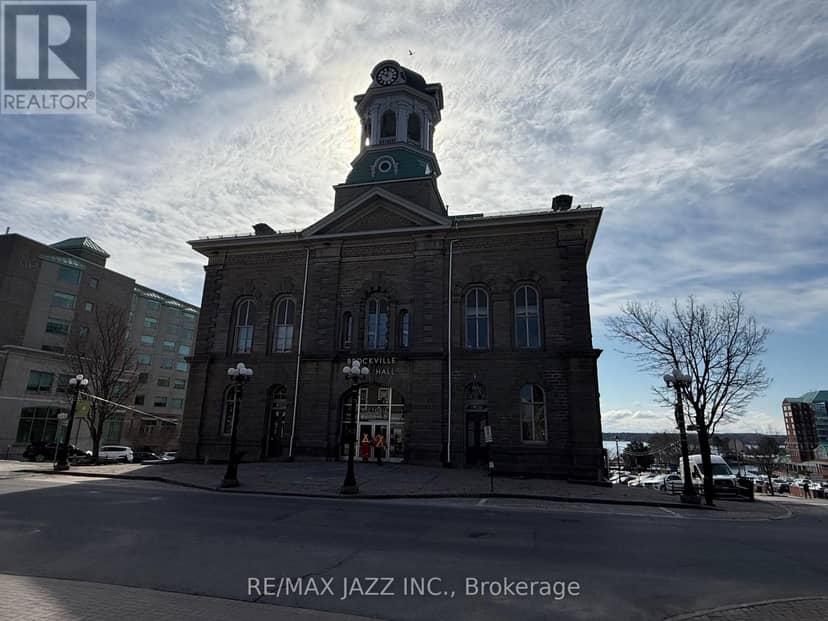 2 King Street W — photo 6 of 10