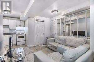 47 Riviera Drive — photo 16 of 20