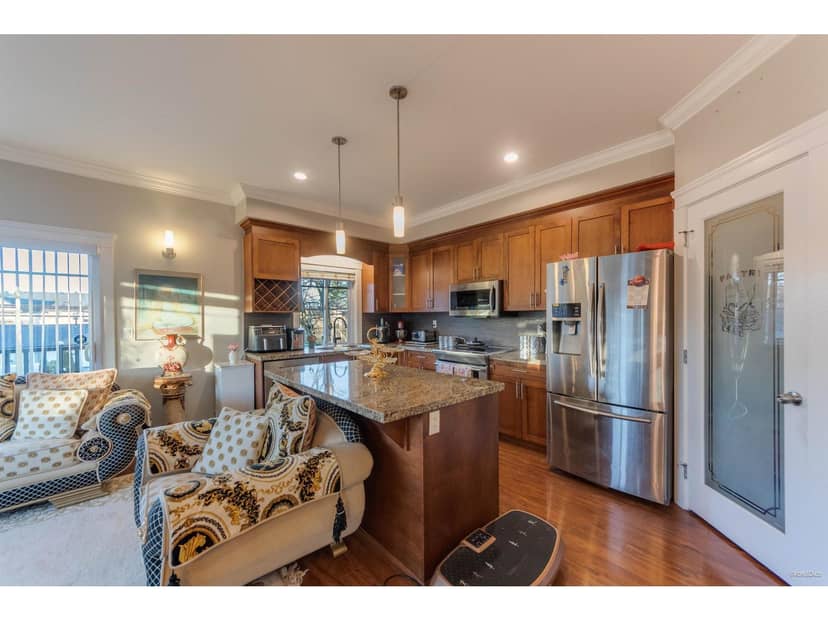 1 8358 121A STREET, Surrey, photo 5
