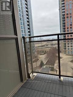 609 - 5229 Dundas Street W — photo 17 of 39