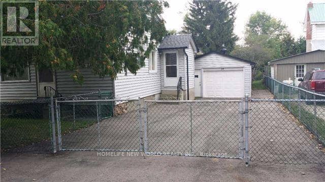 39 Windsor Drive — photo 2 of 15