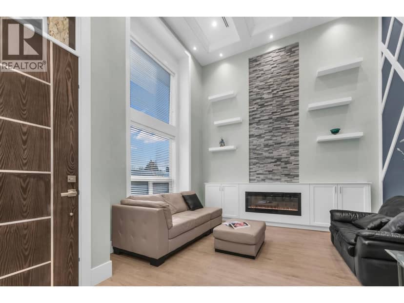 9075 STEVESTON HIGHWAY, Richmond, photo 3