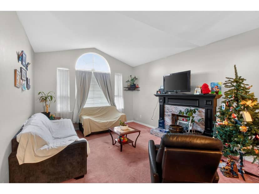 7903 164 Street, Surrey, photo 3