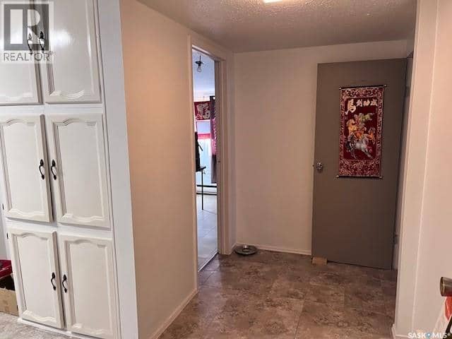 207 Kinistino AVENUE W — photo 17 of 22