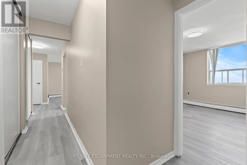1004 - 359 Geneva Street — photo 16 of 34
