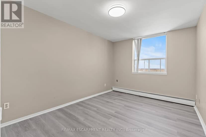1004 - 359 Geneva Street — photo 19 of 34
