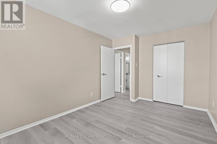 1004 - 359 Geneva Street — photo 20 of 34