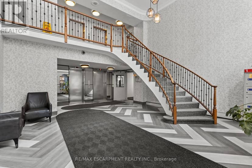 1004 - 359 Geneva Street — photo 26 of 34