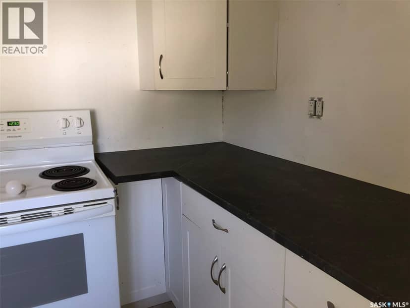139 Harvey STREET — photo 12 of 28