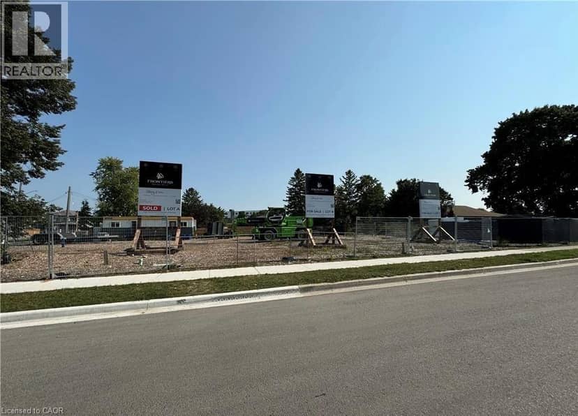 162 DAWN Avenue — photo 1 of 2