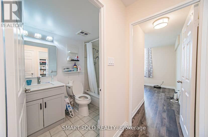 PH210 - 256 Doris Avenue — photo 14 of 30
