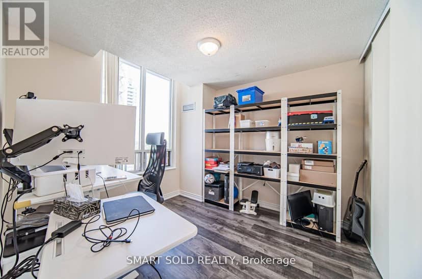PH210 - 256 Doris Avenue — photo 21 of 30