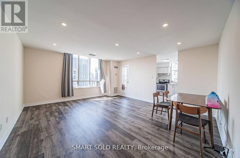 PH210 - 256 Doris Avenue, Toronto, photo 4