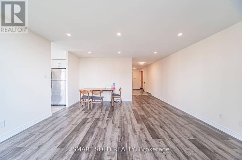 PH210 - 256 Doris Avenue, Toronto, photo 8