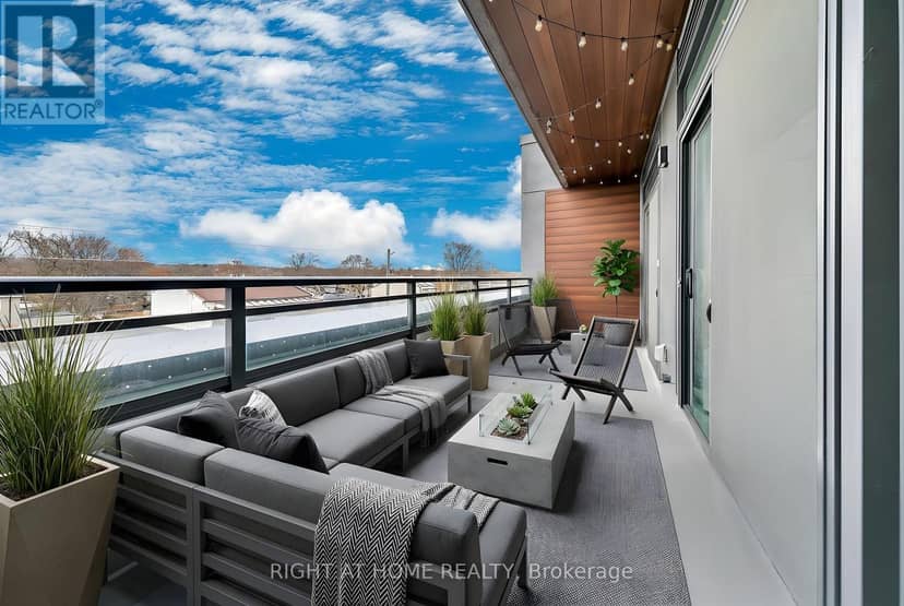 403 - 1285 Queen Street E — photo 14 of 31