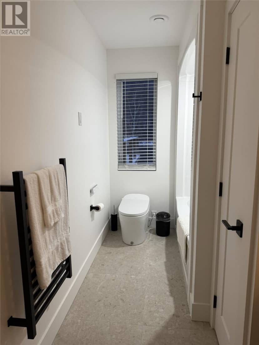 31-33 Dogwood Drive — photo 19 of 40