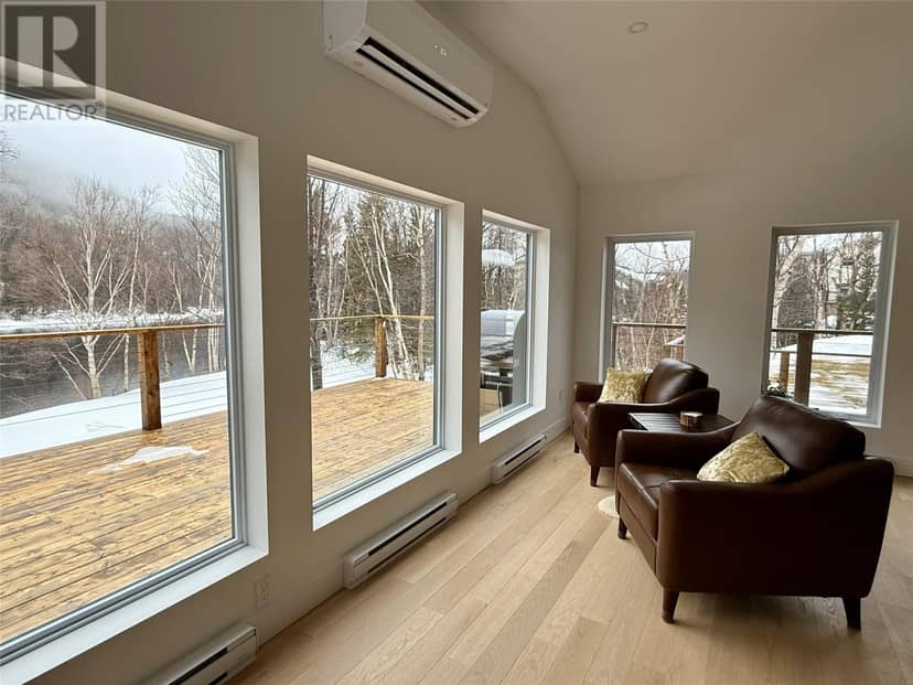31-33 Dogwood Drive — photo 5 of 40