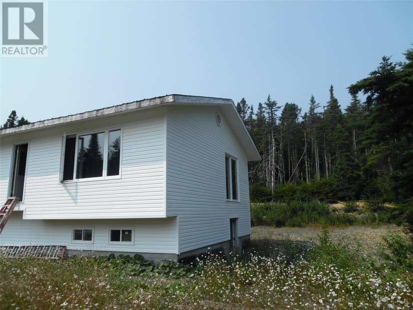 5 Harbour Drive — photo 2 of 9