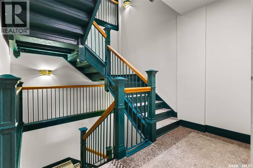 300 1821 Scarth STREET — photo 33 of 36