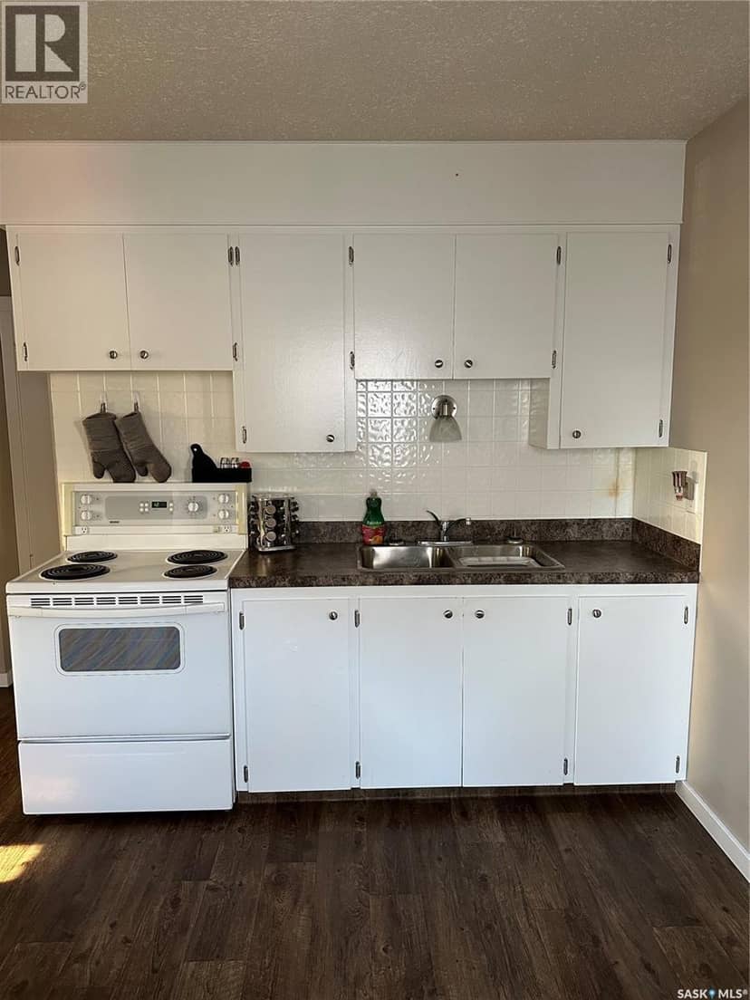 246 5th AVENUE NW, Swift Current, photo 5