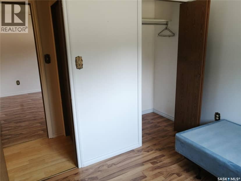 144 2nd STREET W — photo 6 of 28