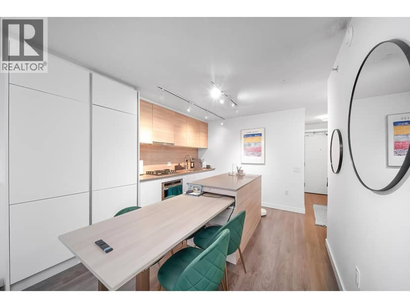 810 988 QUAYSIDE DRIVE, New Westminster, photo 6