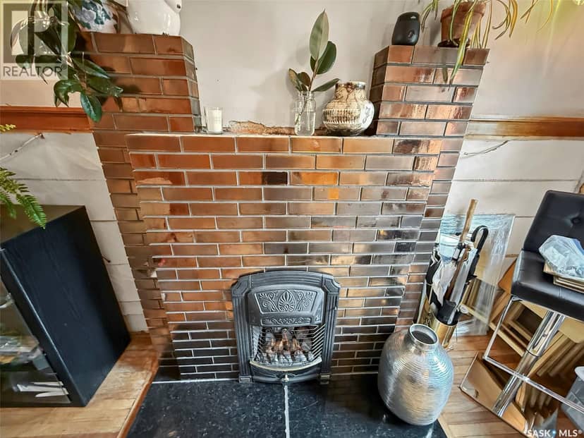 735 Sidney STREET E — photo 21 of 40