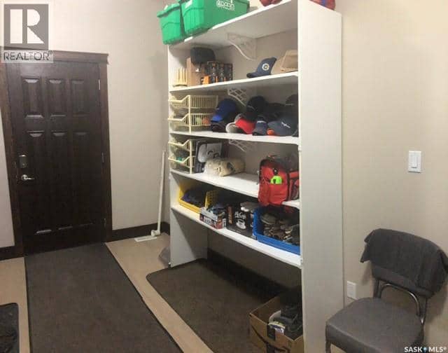 26 Pape DRIVE — photo 24 of 40