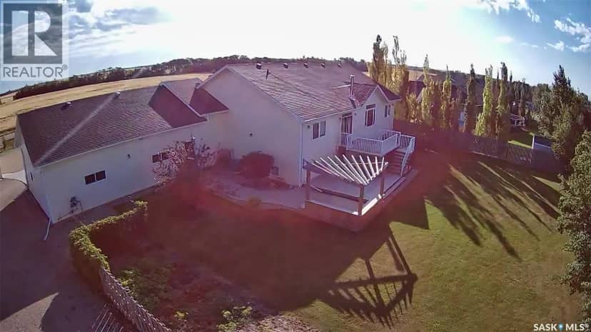 26 Pape DRIVE — photo 4 of 40