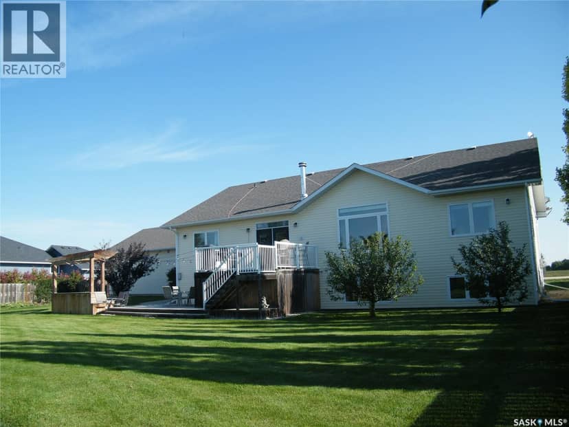 26 Pape DRIVE — photo 6 of 40