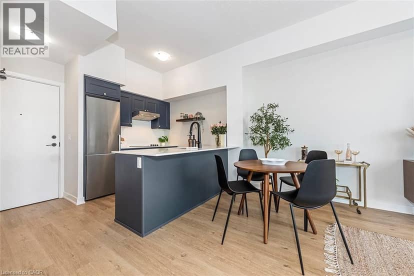 600 NORTH SERVICE Road Unit# 606 — photo 1 of 40