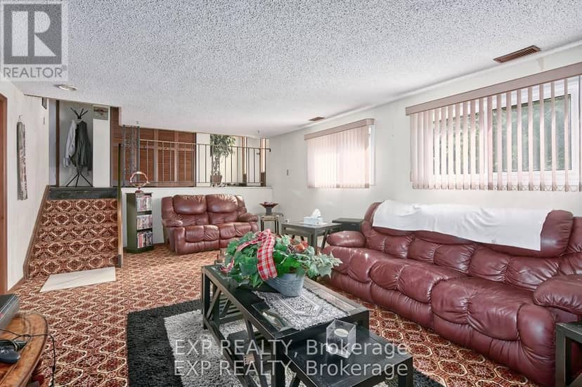 9995 Port Franks Estates Drive — photo 14 of 37