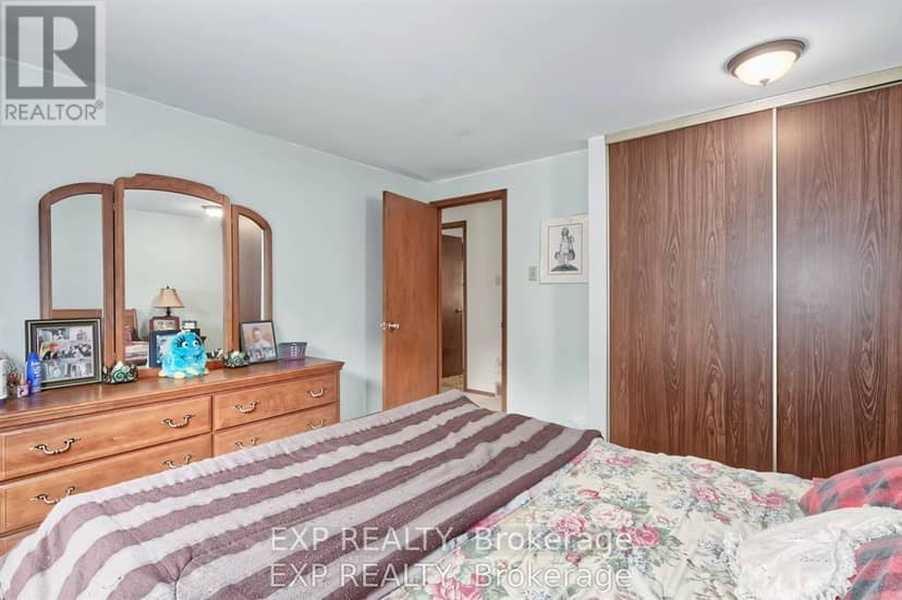 9995 Port Franks Estates Drive — photo 24 of 37