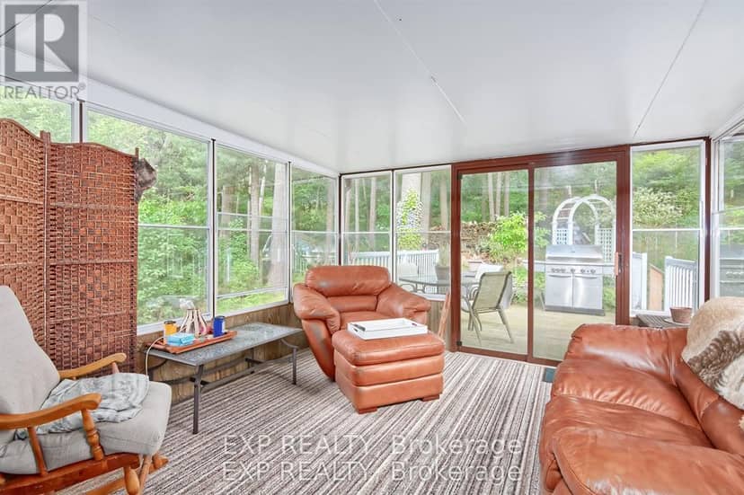 9995 Port Franks Estates Drive, Lambton Shores, photo 5